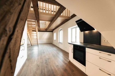Generation 55Plus: Exklusive 3-Zimmerwohnung in herrschaftlichem Anwesen mit optimaler Infrastruktur