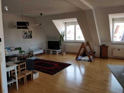 Exklusive, geräumige 2-Zimmer-Maisonette-Wohnung mit EBK in Ravensburg