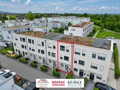 Modernes Wohnen, schönes RMH mit Dachterrasse in super Lage von Kirchheim mit Garten und Stellplatz