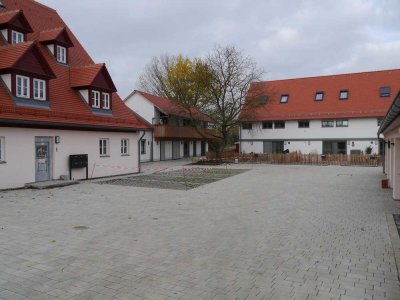 Moderne 3 Raumwohnung in einem kernsanierten Ensemble in ruhiger Lage am Marienbergpark