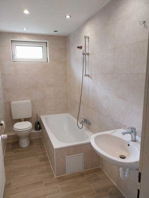 Ansprechende 3-Zimmer-Wohnung in Northeim in älterem  4 Fam. -Haus sofort beziehbar.