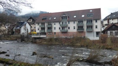 Großzügige 2-Zi.-Wohnung mit Balkon in Wohnanlage für betreutes Wohnen in Forbach mit PKW-Stellplatz