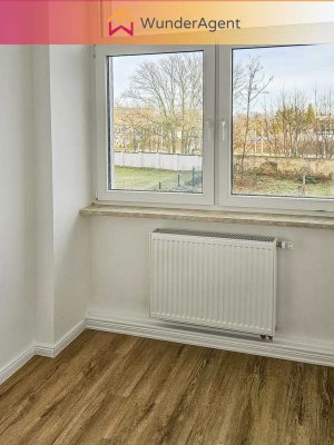 Großzügige Familienwohnung mit Wintergärten und 5 Zimmern - bezugsfrei