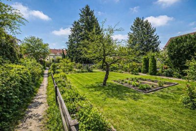 Berlin neu erleben: Hochwertige 3-Zimmer-Wohnung mit Privatgarten