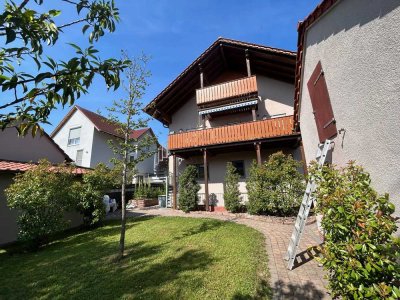 Sanierte EG-Maisonette, Doppelgarage und großem Gartenanteil in 3-Familienhaus gute Lage Viernheim