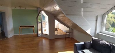 Helle 3-Zimmer-Wohnung mit Südloggia und Balkon 75,57m² Wfl. in Stuttgart Möhringen inklusive Garage