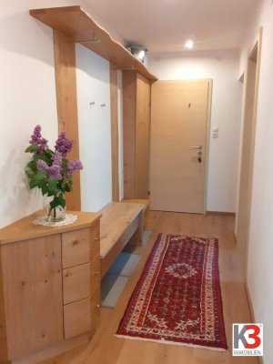 K3! Hochwertig ausgestattete und liebevoll sanierte 3-Zimmerwohnung inmitten bester Infrastruktur!