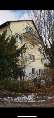 Attraktive 1,5-Zimmer-Dachgeschosswohnung mit Balkon und Einbauküche in Freudenstadt