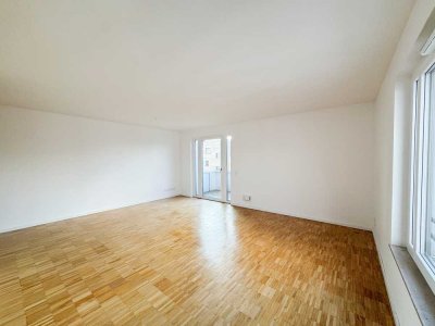 Moderne 3-Zimmer-Wohnung mit EBK