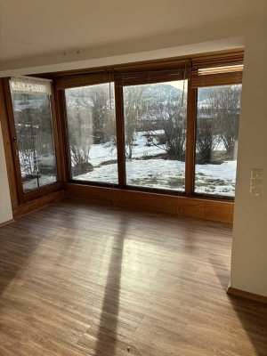 Helle 2-Zimmer Terrassenwohnung mit Garten in Ruhpolding