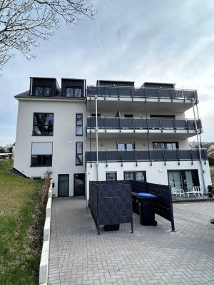 Letzte freie Einheit! Moderne Neubau EG Wohnung mit niedrigen Energiekosten in Osburg!