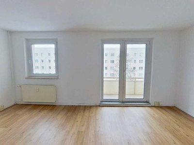 Hübsche 3-Zimmer-Wohnung mit BALKON und Wannenbad in Magdeburg-Reform