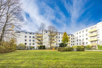 Sonniges Garten-Idyll in Bogenhausen: Frisch renoviert & bezugsfrei - TG-Stellplatz / Fernwärme