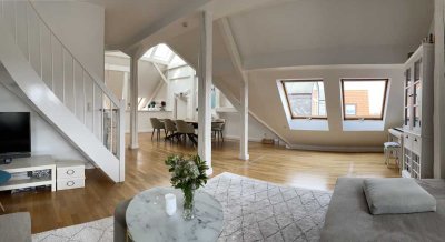 Traumhafte Galeriewohnung im Malerviertel