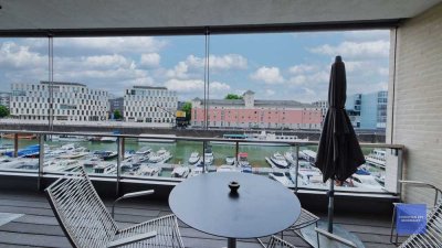 R(h)einkultur der Architektur – Loft-Living mit Blick auf den lebendigen Hafen