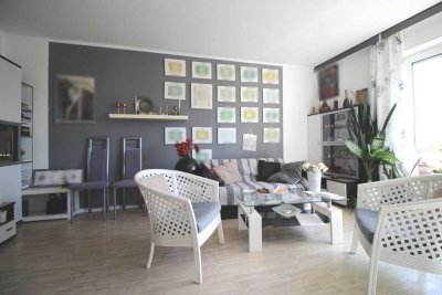 Kapitalanlage mit Mietsteigerungspotenzial: 4-Zimmer-Wohnung mit Balkon in ruhiger Lage