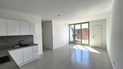 SCHÖNES DACHGESCHOSS mit Terrasse, Einbauküche, Fussbodenheizung