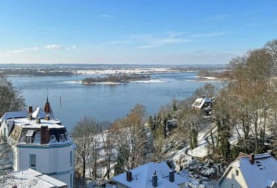 Ihr Penthouse mit spektakulärem Elbblick, Kamin und Tiefgaragenstellplatz