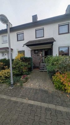 Provisionsfrei: Familien-Platzwunder in DA-Arheilgen - 6 Zimmer, Garage & neues Dach