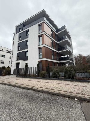 Schöne 3-Zimmer Wohnung mit Balkon in super Lage direkt an der Elbe