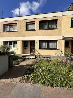 Reihenmittelhaus mit schönem Garten, Garage und Stellplatz, 10min Gehweg zur Porta