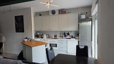 Helle 2,5-Zimmer Wohnung mit Süd-Balkon im 3. OG in Darmstadt-Nord
