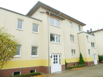 Frisch renoviert: Schöne 2-Zi.-Wohnung (ca. 55 m²) mit Terrasse im Zentrum von Schwarzenbek.
