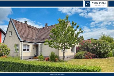 Zweifamilienhaus mit Doppelgarage und großem Grundstück in RS-Westhausen