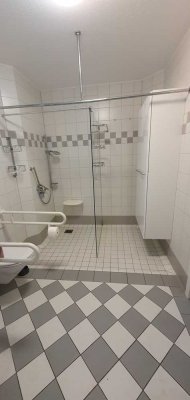 Barrierefreie, moeblierte 2-Zimmer-Wohnung mit Balkon in Wiesloch-Baiertal