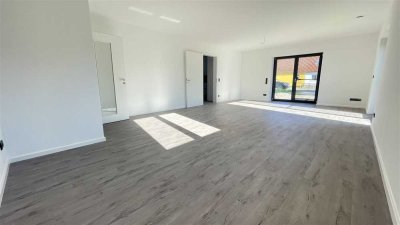 IHR NEUES URLAUBSDOMIZIL AN DER OSTSEE*2 WOHNUNGEN*RUHIGE LAGE NAHE HAFEN*ZWEIFAMILIENHAUS
