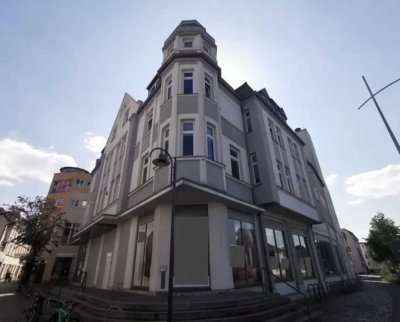 Lichtdurchflutete 4-Raum-Wohnung in zentraler Lage