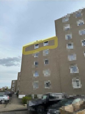 3 -Zimmer-Wohnung im 4. OG mit Balkon in Braunschweig-Weststadt