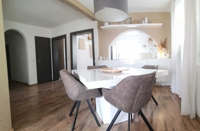 Renovierte 3-4 Zimmer Wohnung inkl. neuer (!) Küche PROVISIONSFREI