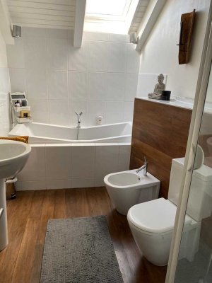 Atelierwohnung 100 qm MG-Mitte geh. moderne Ausstattung