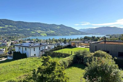 LANDHAUSVILLAMIT SEEBLICK!Wohnen mit Aussicht am Höribachhof