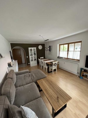 Exklusive 2-Zimmer-Wohnung mit gehobener Innenausstattung mit Balkon und Einbauküche in Oberammergau