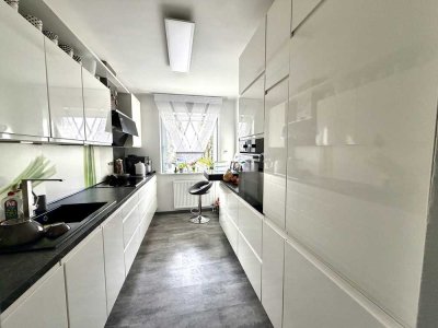 3 Zimmer Wohnung mit Balkon in Mülheim an der Ruhr-Dümpten inkl. Garage & Einbauküche