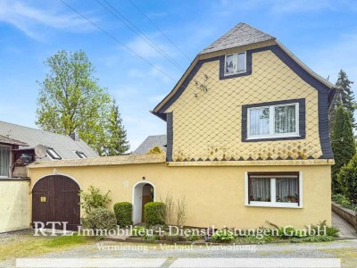 Ein Bauernhaus mit Potenzial, ein Bungalow als Ferienobjekt und ein Garten mit Weitblick!