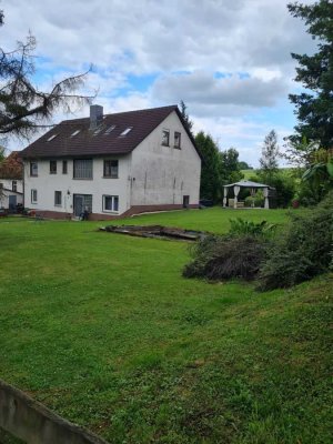 Mehrfamilienhaus in Freiensteinau gesucht? Bitte sehr.