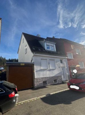 Einfamilienhaus mit Garten+Garage in ruhiger Wohnlage von VS-Schwenningen