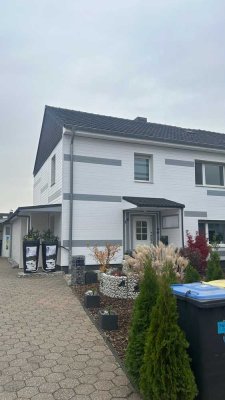 Helle 4-Zimmer Wohnung in Dinslaken-Hiesfeld