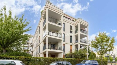 Modernes Penthouse mit mehreren Terrassen beim Europagarten