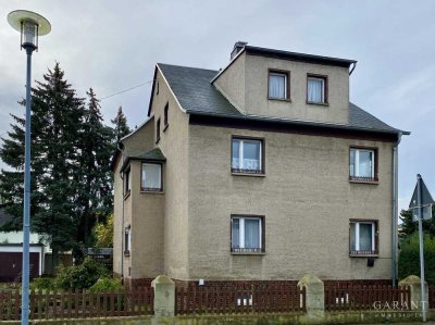Ca. 200 qm Wfl. + geräumige Nebengebäude - Hier können Sie sich verwirklichen!
