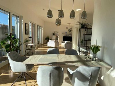 Lichtdurchflutete 2-Zi.-Loftwohnung mit Balkon, 105 m², Nürnberg