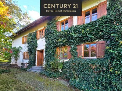 Natur pur: XXL-Wohnfläche mit Nebengebäude in Alleinlage!