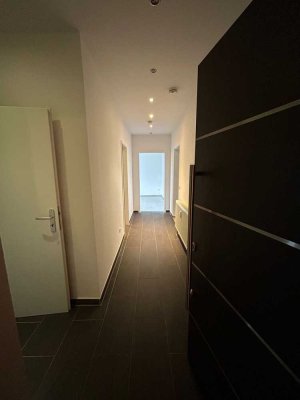 Sehr schöne ca. 145 m² große Wohnung mit Terrasse in Zentraler Lage von Oberhausen