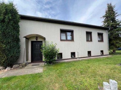 +++ Frühlingsangebot - Einfamilienhaus im Grünen mit großem Potenzial +++