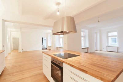 Loft Etage 100 qm im beliebten Helmholtzkiez: ruhig & saniert