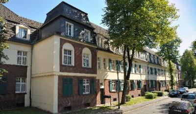Mitten drin statt nur dabei: großzügige 2-Zimmer-Wohnung mit Balkon