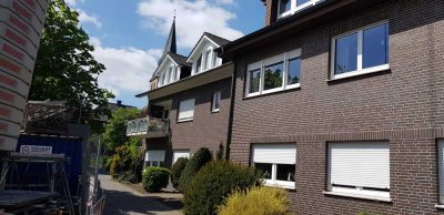 Erstbezug nach Sanierung mit Balkon: ansprechende 4-Zimmer-DG-Wohnung in Ascheberg
